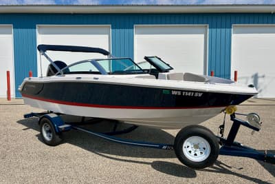 BOATZON | Four Winns 180 Horizon 2017