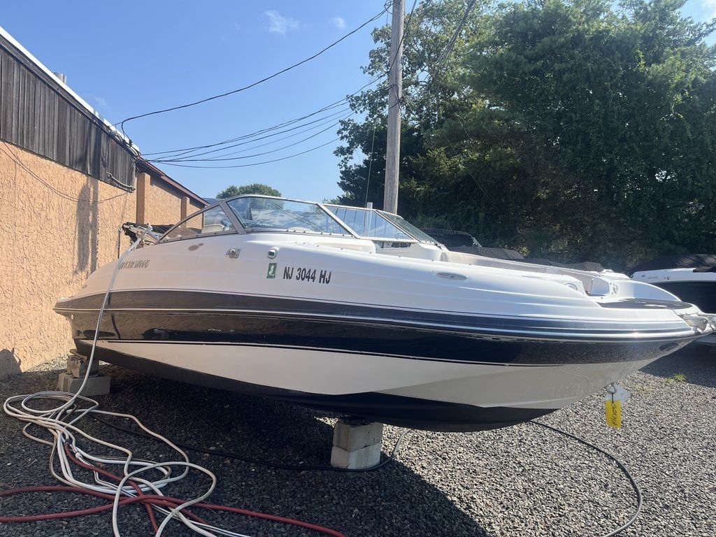 2004 Four Winns 194 Funship - Sold Boat