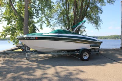 BOATZON | Four Winns 200 Horizon 2006