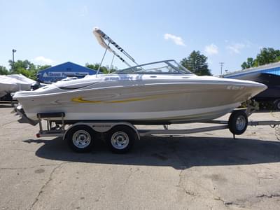 BOATZON | Four Winns 220 Horizon 2006