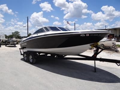 BOATZON | Four Winns 220 Horizon 2007