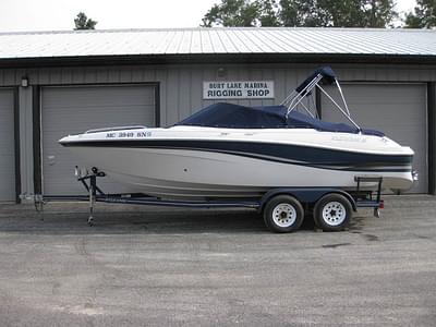 BOATZON | FOUR WINNS 220 HORIZON IO WTRAILER 280HP VOLVO PENTA 57 GiSX 2003