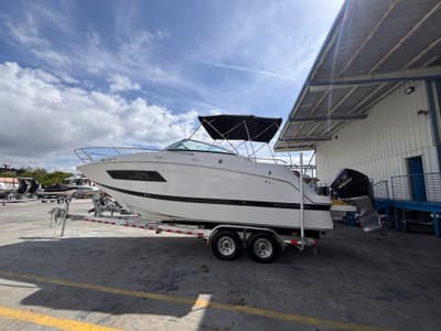 BOATZON | Four Winns 255 VISTA 2022