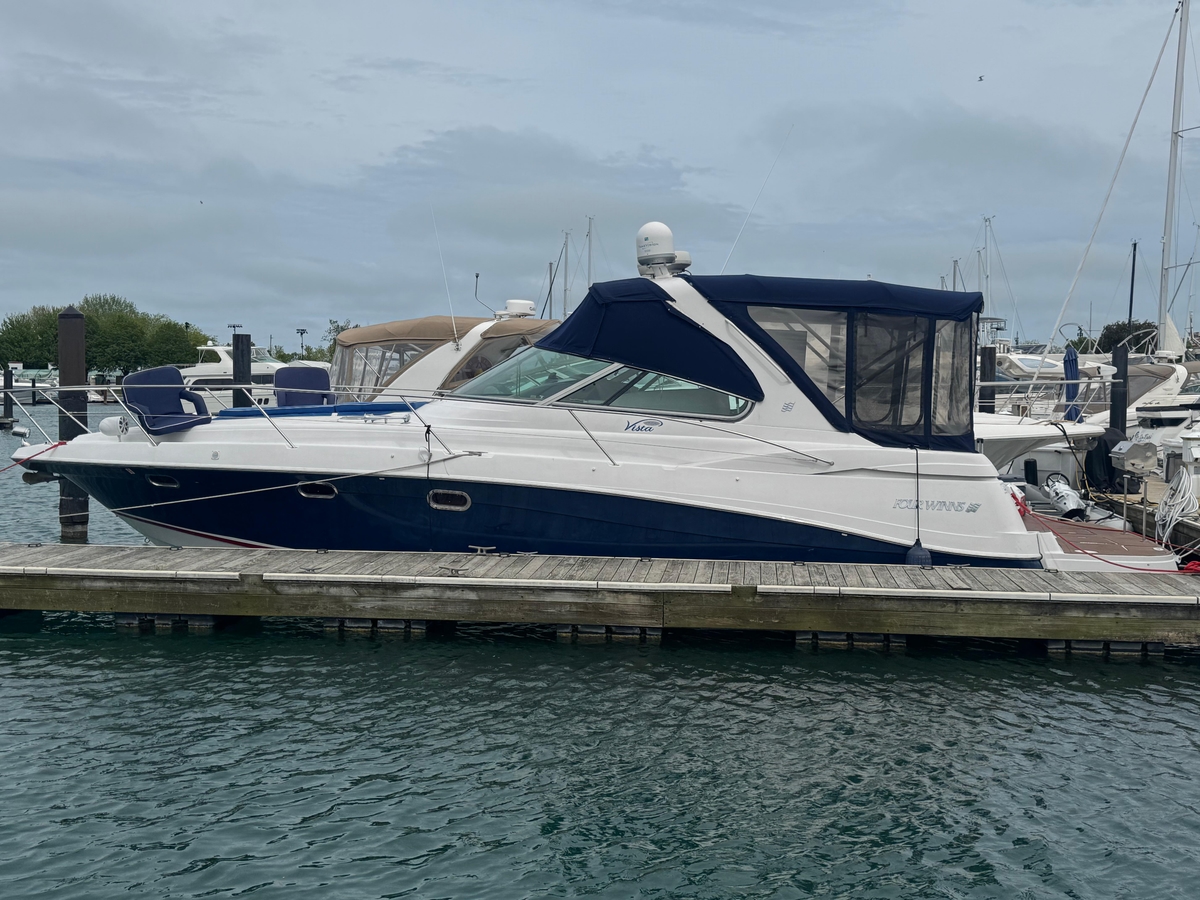 2007 Four Winns 378 Vista - Sold Boat