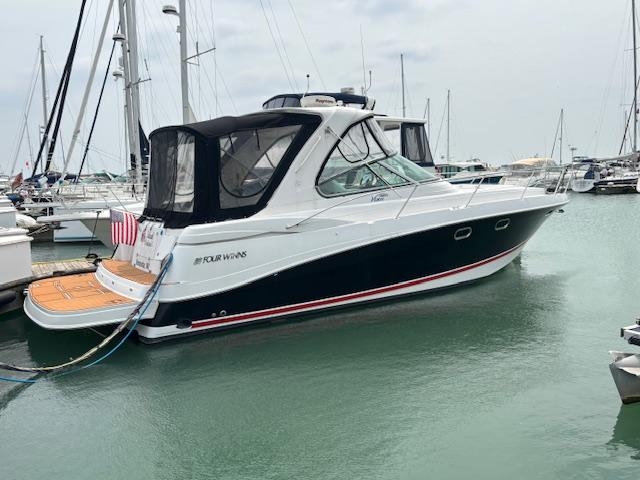 2007 Four Winns 378 Vista - Sold Boat