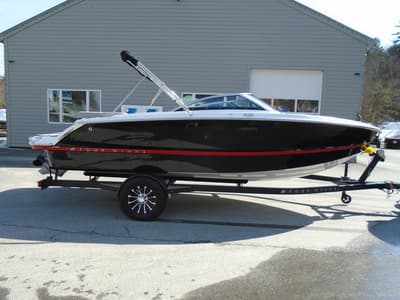 BOATZON | Four Winns H1 2026