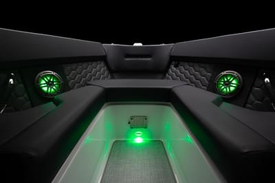 BOATZON | Four Winns H2 OB 2023