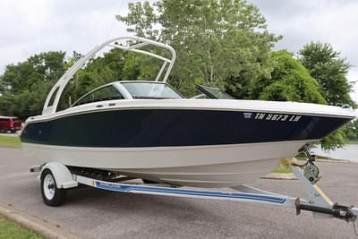 BOATZON | Four Winns H200 2015