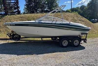 BOATZON | Four Winns H210 2006