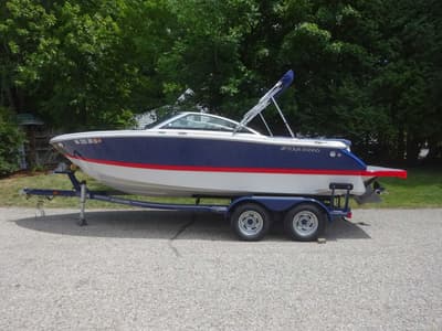 BOATZON | Four Winns H210 2012