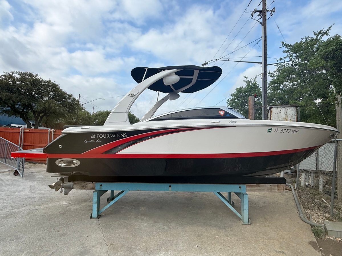 2013 Four Winns H210 - Sold Boat