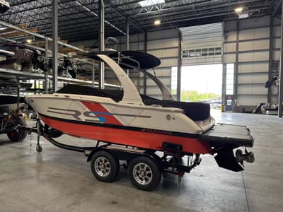 BOATZON | Four Winns H210 RS 2016