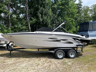 BOATZON | FOUR WINNS H220 SS 2010