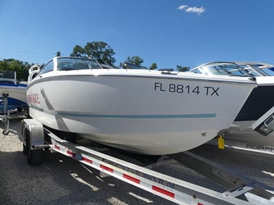 BOATZON | Four Winns H4 2023