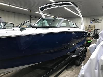 BOATZON | Four Winns H4 2025 BOATZON | Four Winns H4 2025