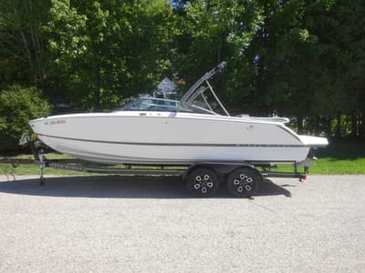 BOATZON | Four Winns H4 Sterndrive 2026 BOATZON | Four Winns H4 Sterndrive 2026