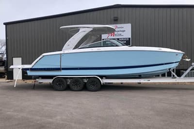 BOATZON | Four Winns H9 2025