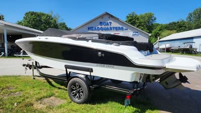 BOATZON | Four Winns HD2 2022