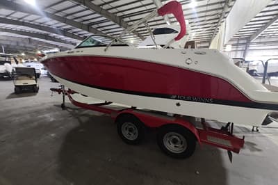 BOATZON | Four Winns HD220 2020