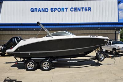 BOATZON | Four Winns HD220 OB 2017