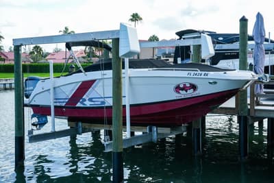 BOATZON | Four Winns HD240 OB 2018