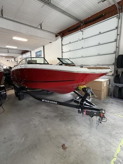BOATZON | Four Winns HD2C OB 2026