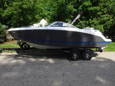 BOATZON | Four Winns HD3 2025