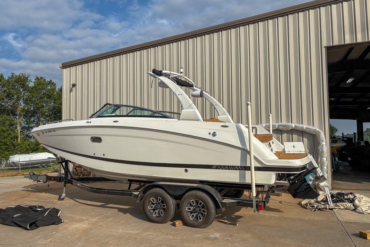 2022 Four Winns HD5 - Sold Boat