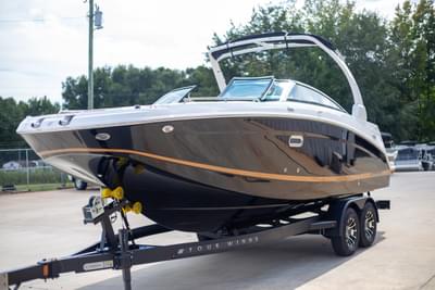 BOATZON | Four Winns HD5 2025