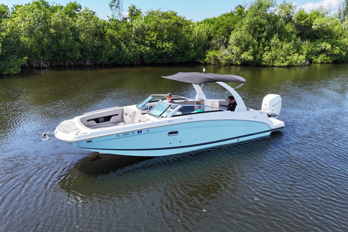 2022 Four Winns HD8 - Sold Boat