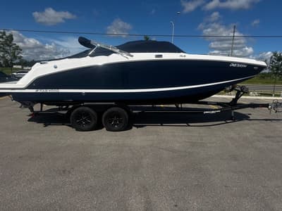 BOATZON | Four Winns HD8 2023