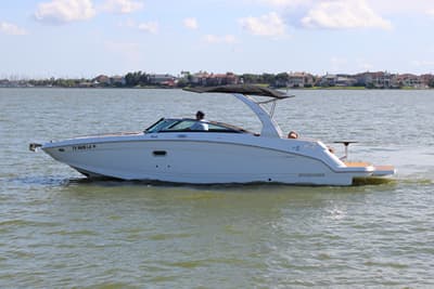 BOATZON | Four Winns HD8 2023