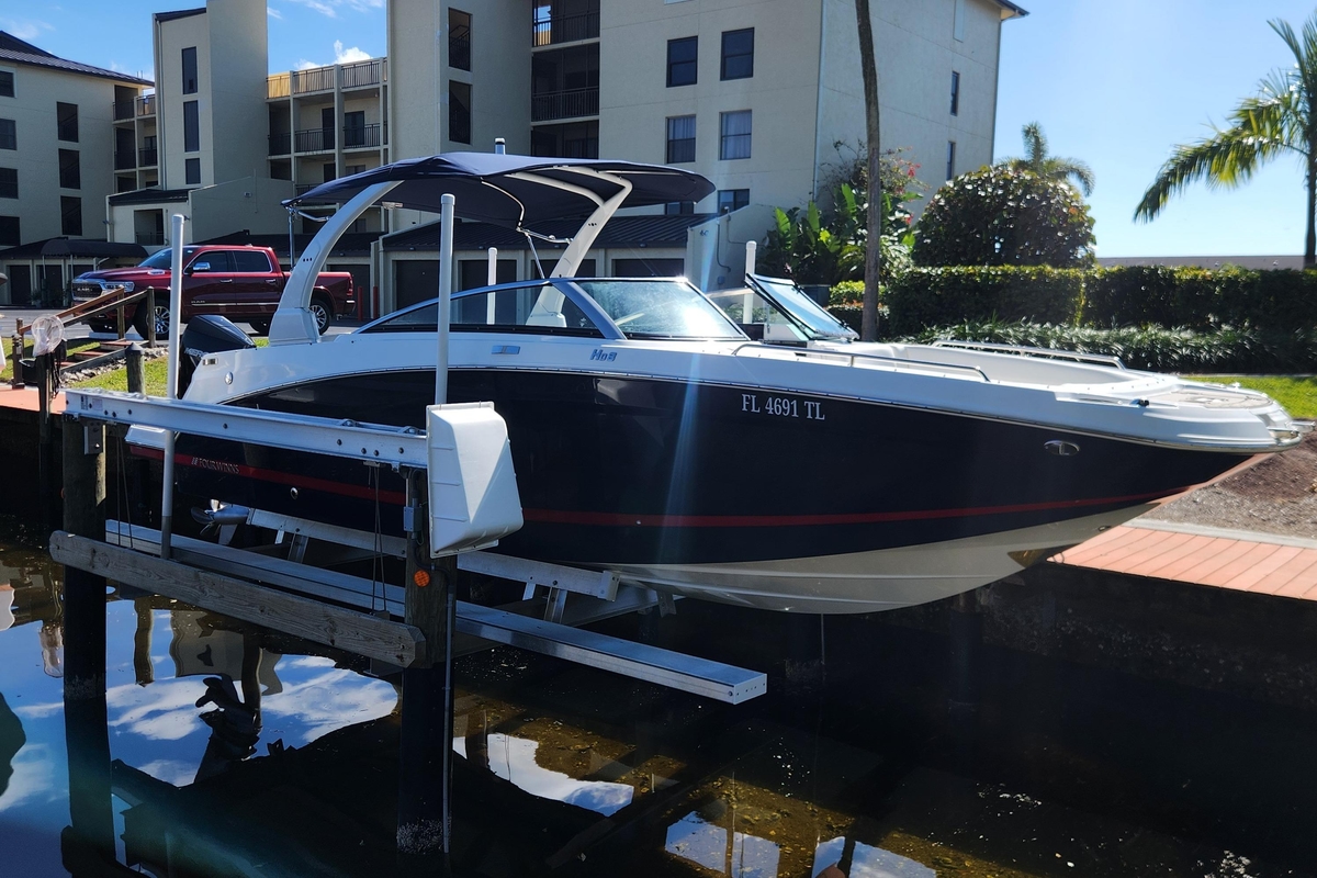 2023 Four Winns HD8 OB - Sold Boat