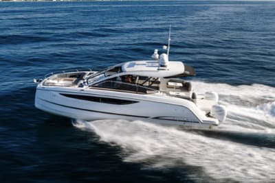 BOATZON | Four Winns TH36 2026 BOATZON | Four Winns TH36 2026