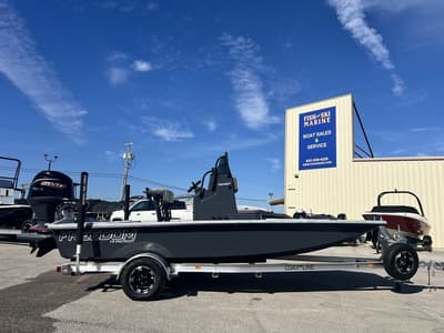 BOATZON | Freedom Boats 19 Patriot 2026