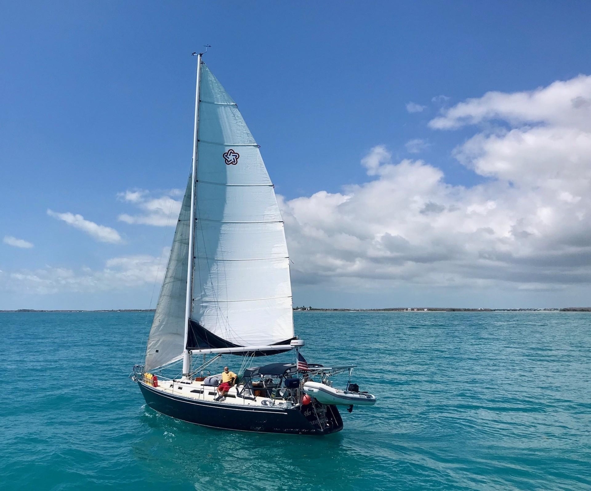 1991 Freedom F38 - Sold Boat
