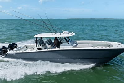 BOATZON | Freeman 42LR 2020