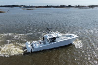 BOATZON | Freeman 42LR 2025