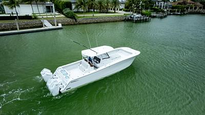 BOATZON | Front Runner 37 Catamaran 2025