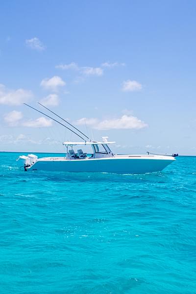 BOATZON | Front Runner 43 Catamaran 2026