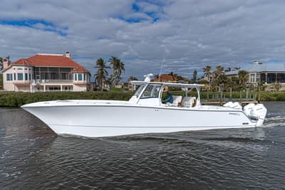 BOATZON | Front Runner 43 Catamaran 2027
