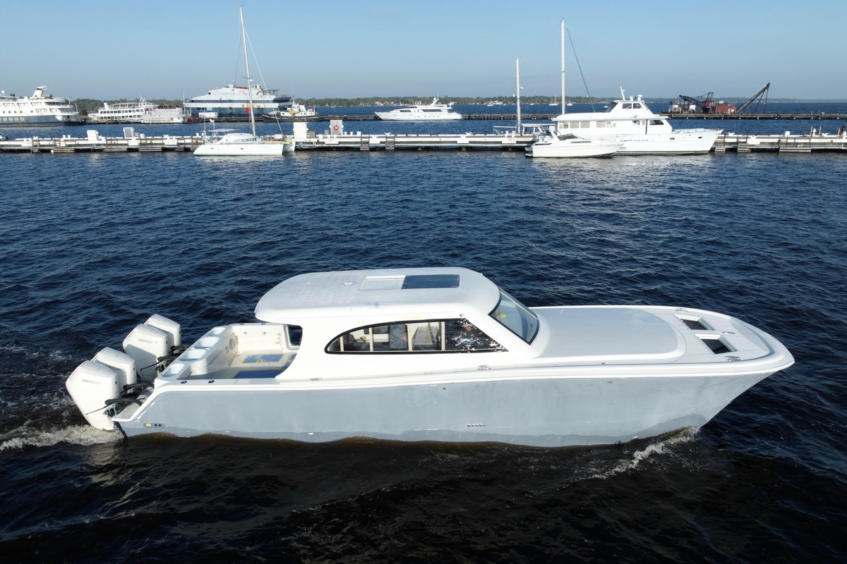 2026 Front Runner 43 HTX - Sold Boat