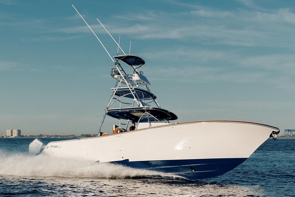 2027 Front Runner 47 Center Console - Sold Boat
