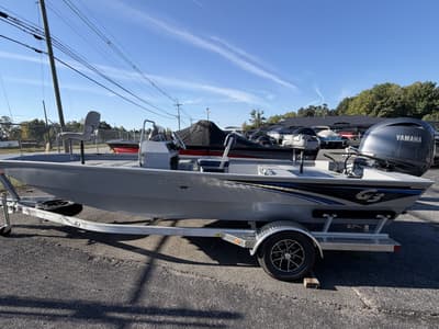 BOATZON | G3 Boats Gator Tough Tunnel Jon 20 CCJ DLX 2026 BOATZON | G3 Boats Gator Tough Tunnel Jon 20 CCJ DLX 2026