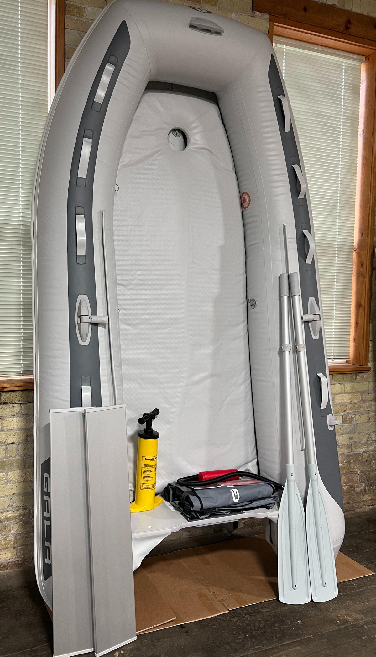 2023 Gala F300A - Sold Boat