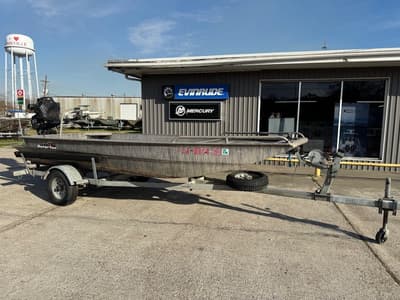 BOATZON | Gator Tail 17 Extreme 2015