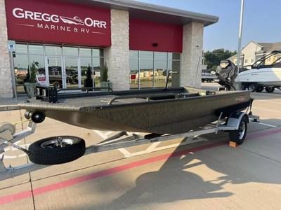 BOATZON | Gator-tail 1750 Savage Series 2026