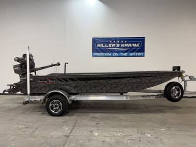 BOATZON | Gator Tail Extreme Series 54 x 18 2026