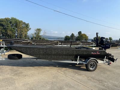 BOATZON | Gator Tail Extreme Series 54 x 18 2027
