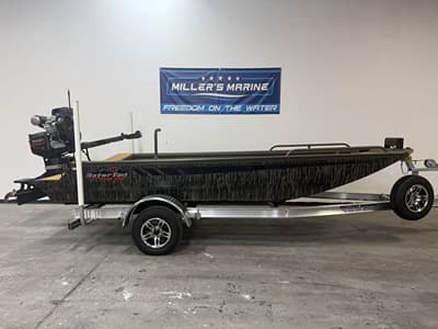 BOATZON | Gator Tail Savage Mid Deck Series 50 x 17 2027